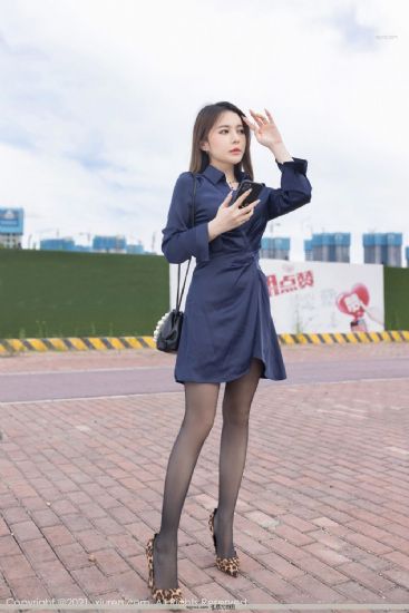 警花妈妈在校园小说