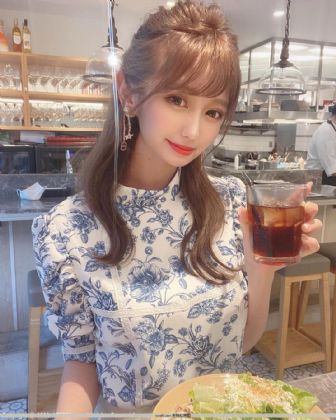暴露女友之「湿润假期」小说