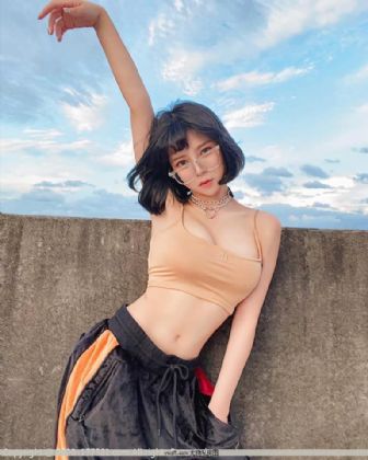 我喜欢老女人小说